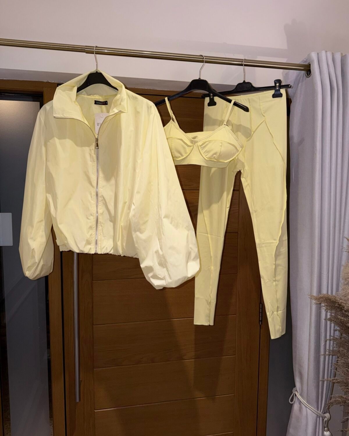 New 3 Peice Yellow Set