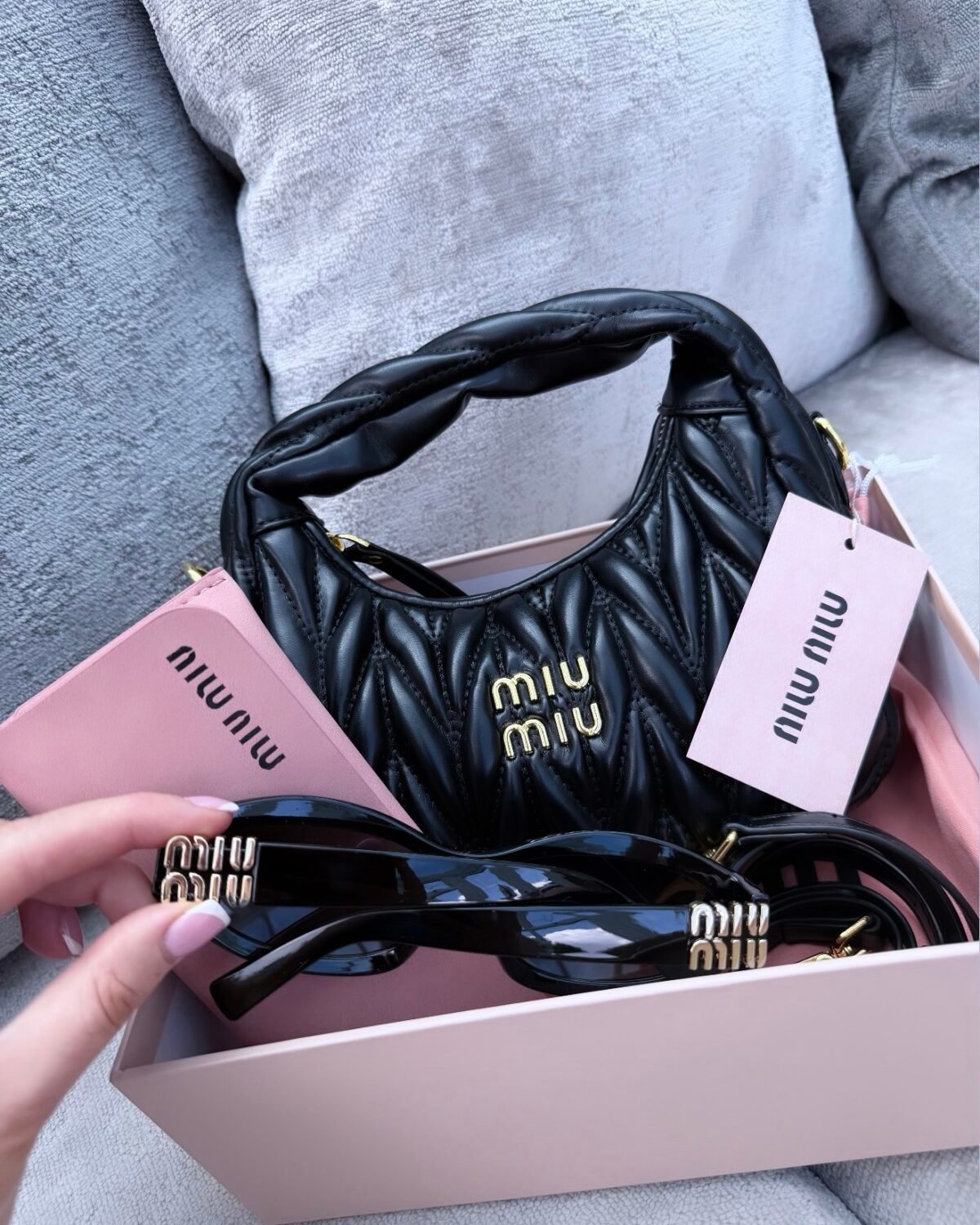 NEW BAGS & MATCHING GLASSES